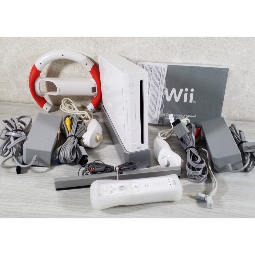 Nintendo Wii Console Complete System Bundle RVL-001  Clean Ready White